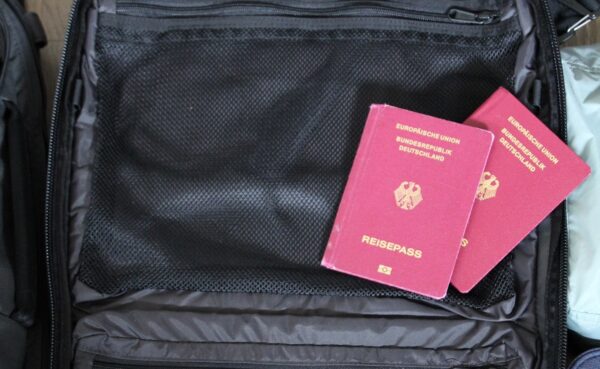 Hamas-Jubel, deutscher Pass